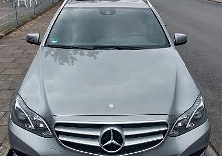Mercedes-Benz E 350 BlueTEC 4MATIC T AVANTGARDE AVANTGARDE