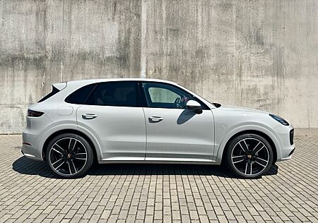 Porsche Cayenne 3.0 V6 Platinum Edition