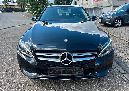 Mercedes-Benz C 180 CGI Lim. *NAVI*LEDER*PDC*LED*