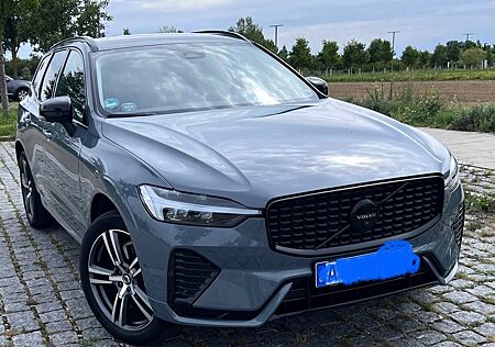Volvo XC 60 XC60 B4 Plus Dark Auto Plus Dark