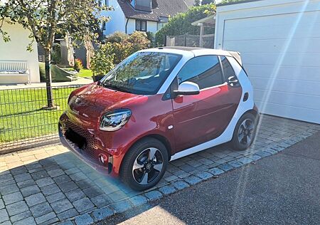 Smart ForTwo cabrio 60kW EQ neuen Ganzjahresreifen