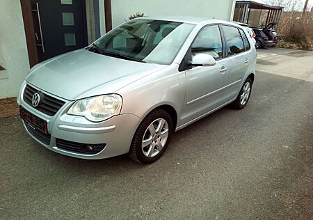 VW Polo Volkswagen IV United TÜV Neu Top-Zustand