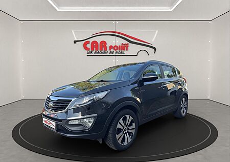 Kia Sportage 2.0 CRDi 4WD AUTOMATIK PANO AHK XENON