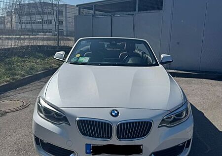 BMW 220d Cabrio Luxury Line