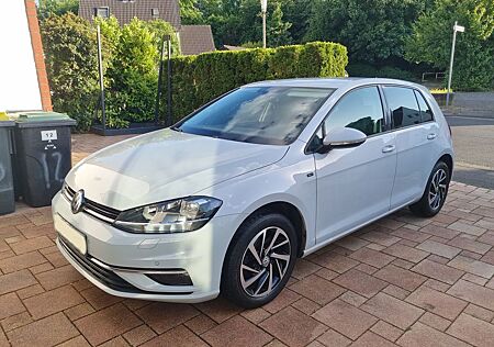 VW Golf Volkswagen Sitzheizung Parksensoren