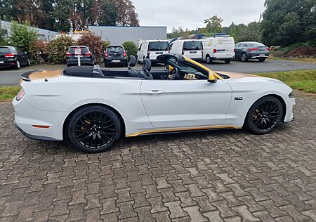 Ford Mustang GT Cabrio Navi,Kam,Winterpreis,D- Modell