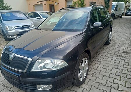 Skoda Octavia Combi 2.0 FSI tiptronic Ambiente