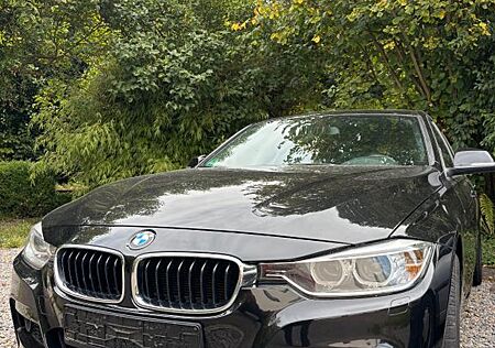 BMW 320d Touring -M Paket, Panoramadach, AHK