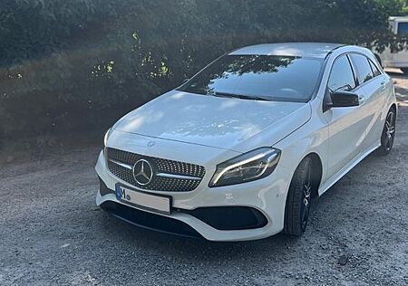Mercedes-Benz A 180 AMG Line AMG Line