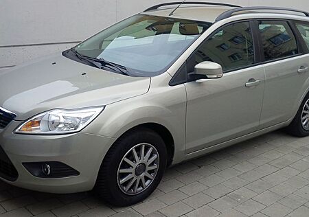 Ford Focus 1,6 Ti-VCT Style Turnier Style