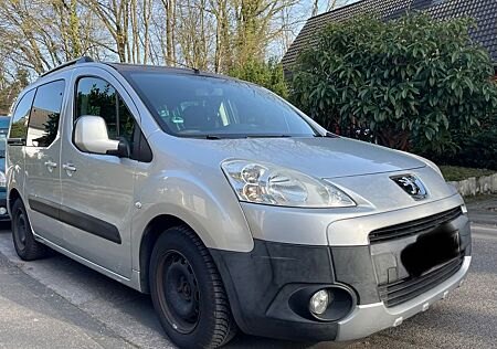 Peugeot Partner Tepee mit Austaustauschmotor