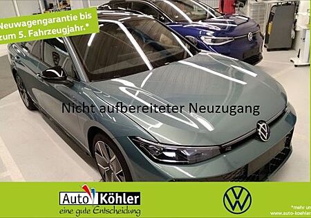 VW Passat Volkswagen R-Line eHybrid Harman Kardon CarPlay+Pano