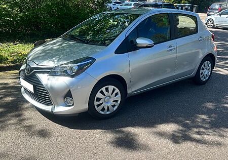 Toyota Yaris 1,0-l-Dual-VVT-i -