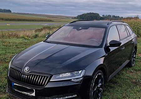 Skoda Superb 2.0 TDI SCR DSG SPORTLINE Combi SPORTLINE