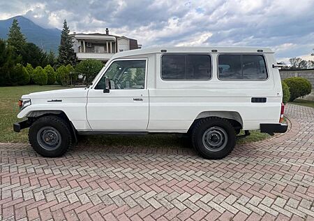 Toyota Land Cruiser gebraucht kaufen Toyota Land Cruiser 4.2 HZJ D