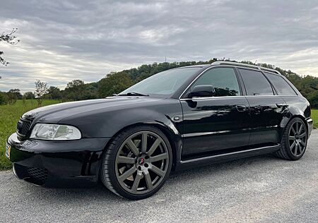 Audi RS4 B5 2.7 quattro -