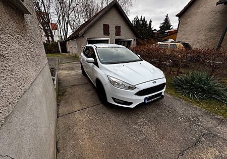 Ford Focus 1,6 EcoBoost 110kW EcoBoost S Turnier ...