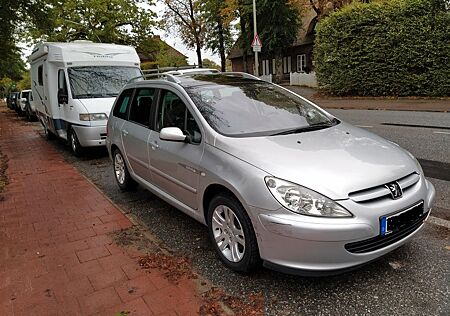 Peugeot 307 Quiksilver HDI FAP 110 Quicksilver 7 Sitzer
