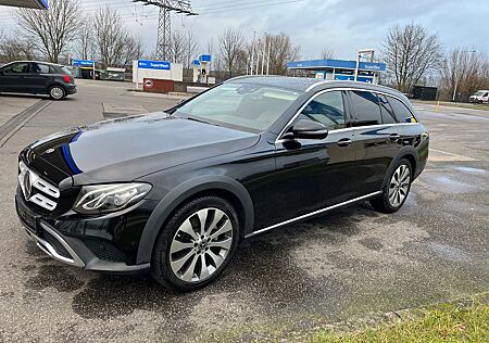 Mercedes-Benz E 220 d 4MATIC T All-Terrain Autom. All-Terrain