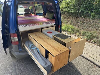 Volkswagen Caddy Life 1.9 TDI, Camper-Ausbau, TÜV neu