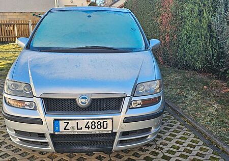 Fiat Ulysse 2.2 JTD -