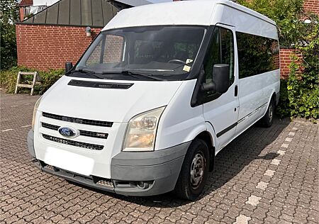 Ford Transit 9.Sitze Rampe