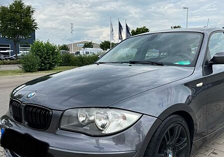 BMW 118i -