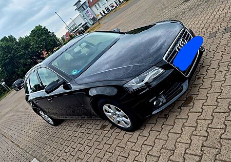 Audi A4 2.0 TDI (DPF) multitr. Ambiente Avant Amb...