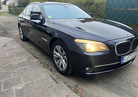 BMW 750Li - Voll Ausstattung