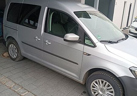 VW Caddy Volkswagen 2,0TDI 75kW BMT Highline 5-Sitzer Highline