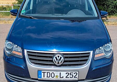 VW Touran Volkswagen