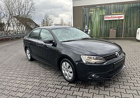 VW Jetta Volkswagen VI Trendline