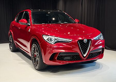 Alfa Romeo Stelvio *QUADRIFOGLIO*Q4*V6*PANO*H/K*KEYLESS*ACC*