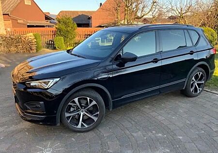 Seat Tarraco 1.4 e-HYBRID 180kW DSG FR Navi,Pano,AHK