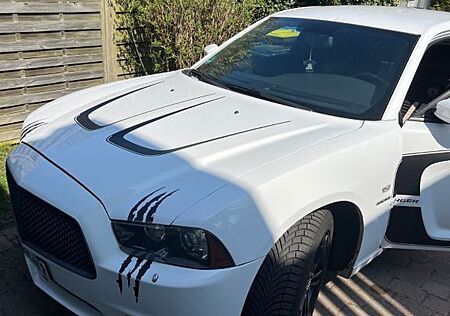Dodge Charger 5.7 Allrad