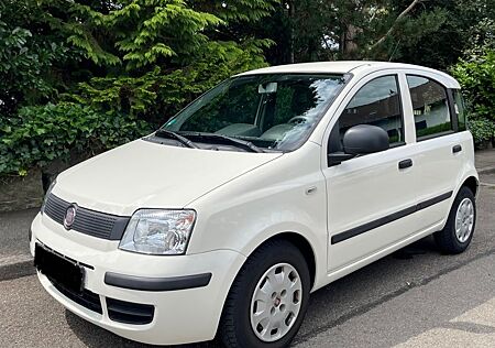Fiat Panda / 1. Hand/TÜV & Service Neu/Klima/ Euro5