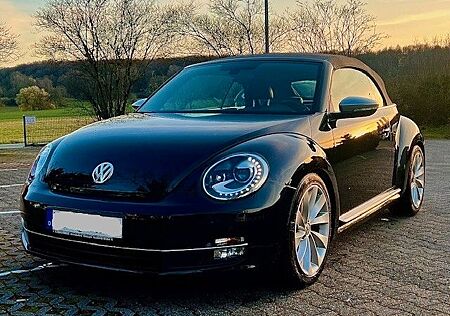 VW Beetle Volkswagen 2.0 TDI DSG Design Cabrio Leder Xenon