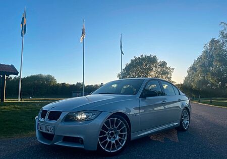 BMW 320si E90