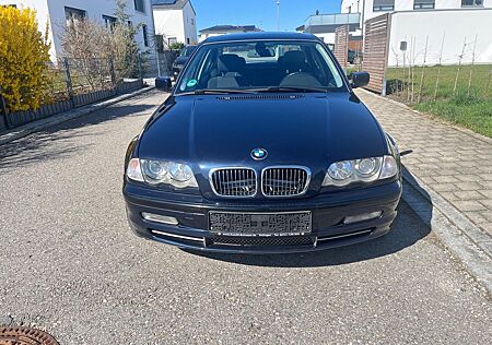 BMW 330xi Neu TÜV!