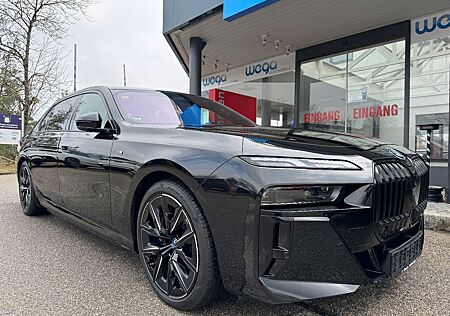 BMW i7 xDrive60/M-Pro/Carbon/Executive/Theatre/Full!