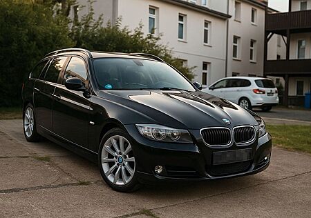 BMW 320i Touring Edition Exclusive