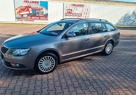 Skoda Superb Combi Active