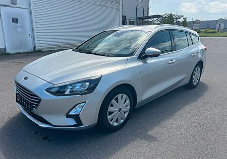 Ford Focus Turnier Cool & Connect
