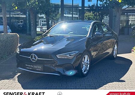 Mercedes-Benz CLA 180 Coupé KAM PDC SpurH AUT Virtual KlimaA
