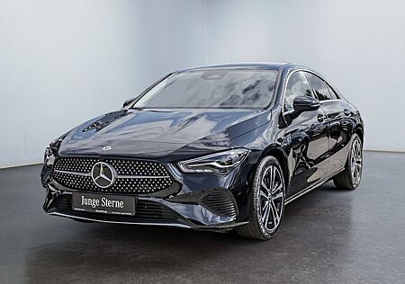 Mercedes-Benz CLA 180 Coupé , PROGRESSIVE SPUR KAMERA PDC SHZ
