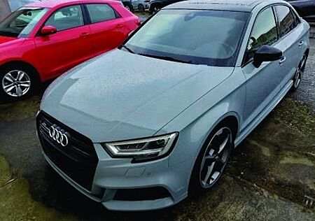 Audi S3 LIMOUSINE Q MATRIX/ACC/PANO/B&O/KEYLESS/KAM.