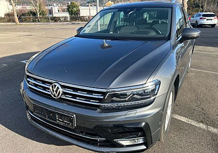 VW Tiguan Volkswagen Highline R-Line/4x4/AUT/PANO/VIRTUAL