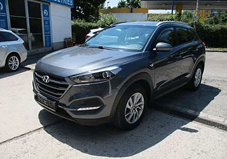 Hyundai Tucson blue ix 35 2WD