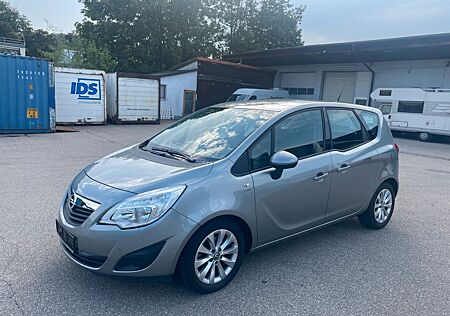 Opel Meriva B 1.4 Active*Automatik*1.Hand*NAVI*PDC*