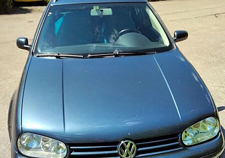 VW Golf Volkswagen 1.9TDI 74kW Trendline Variant - TÜV 12/25